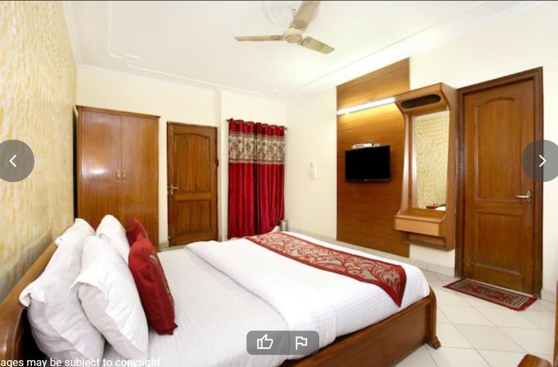 Hotel Paradise Chandigarh Ngoại thất bức ảnh